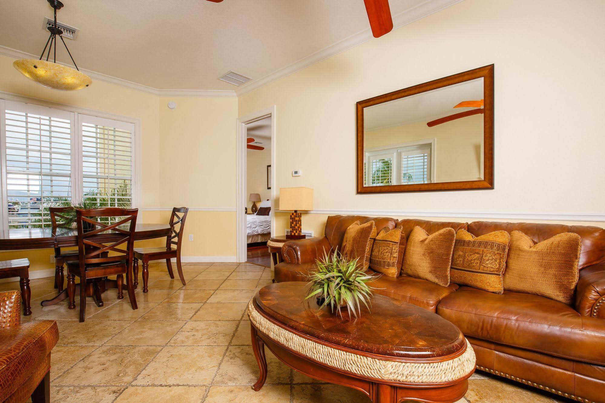 Key West Harbour Oceanfront Suites Exterior foto
