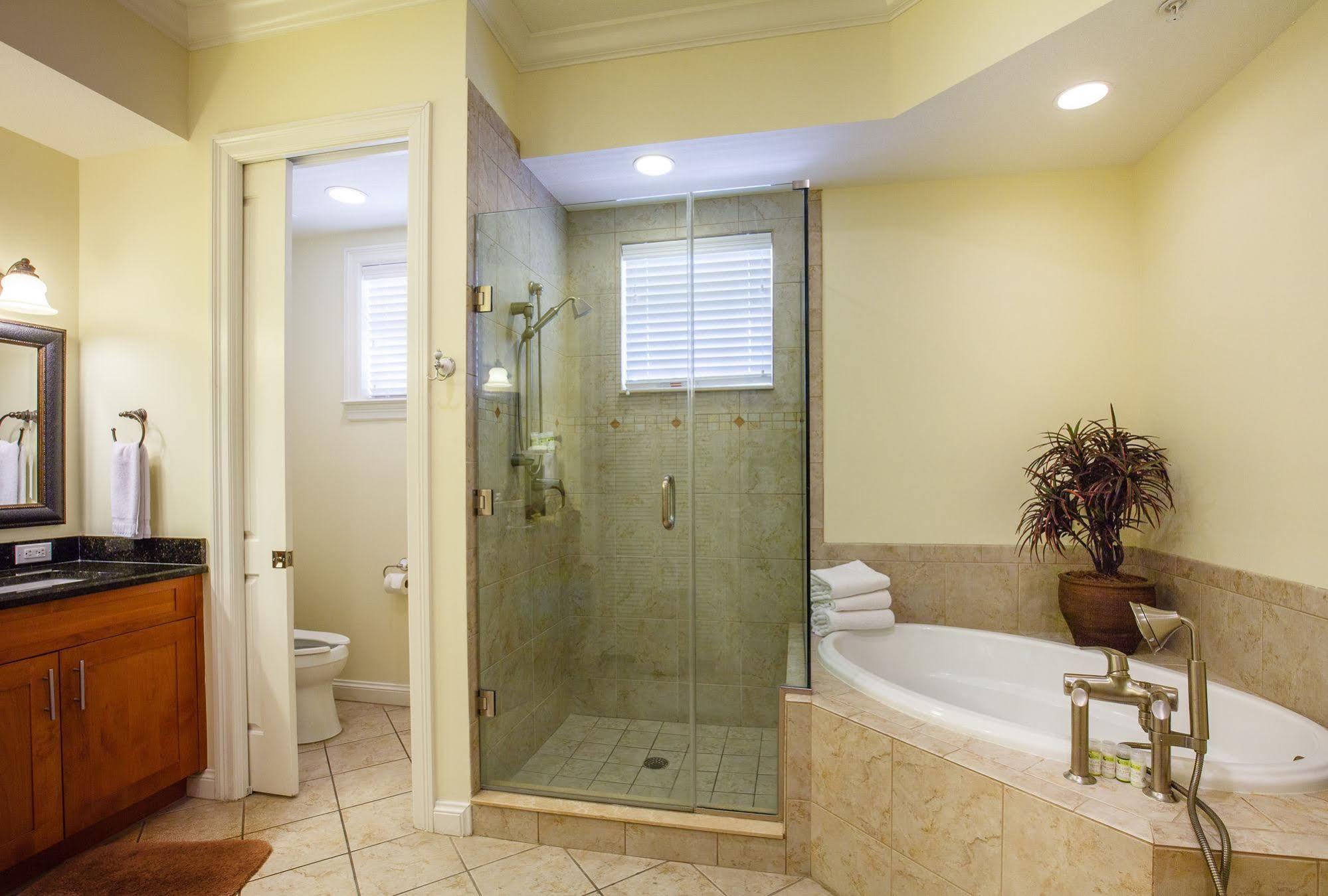 Key West Harbour Oceanfront Suites Exterior foto